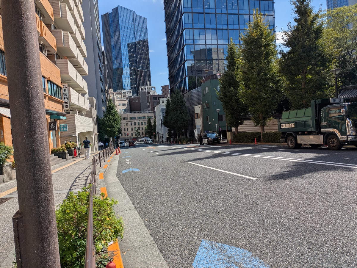 v20251022150707/fresh/building/J00100379193_2
