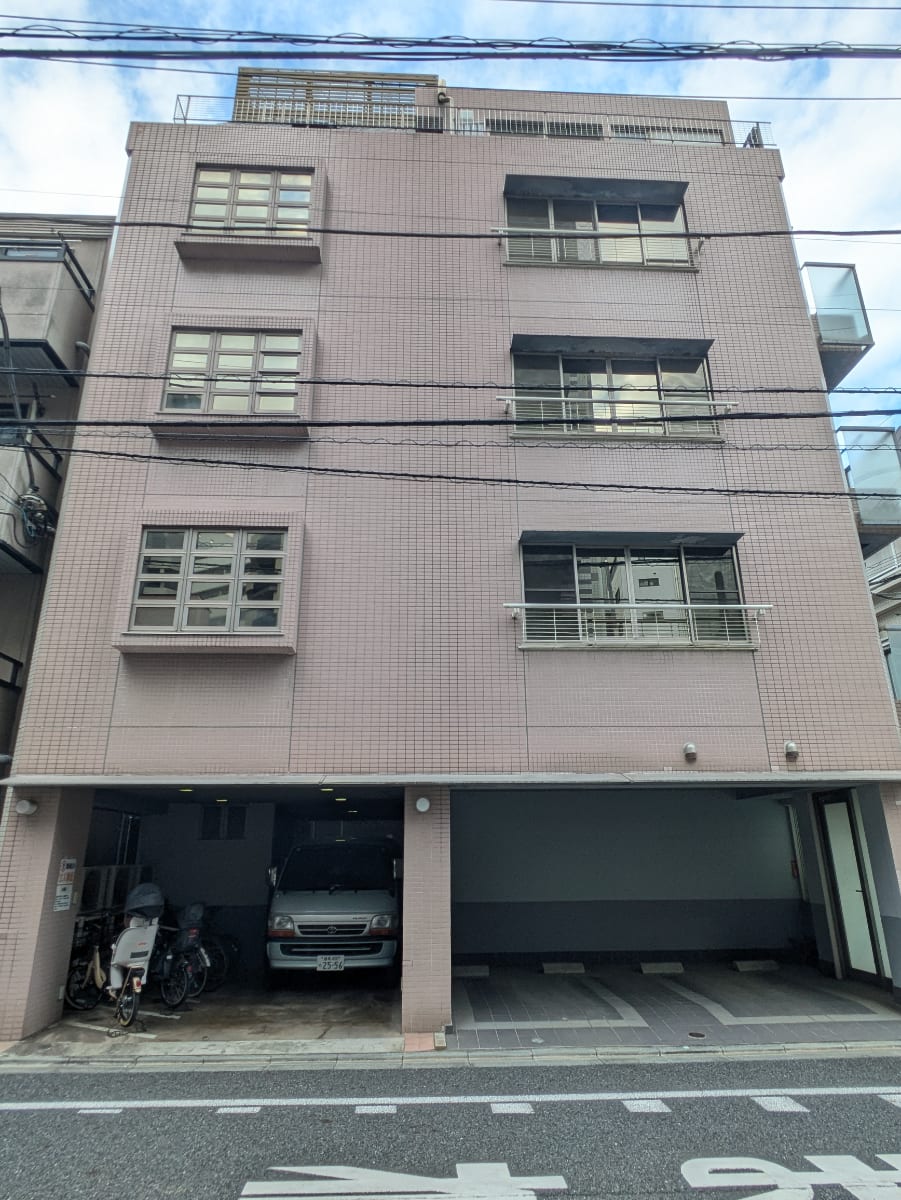 v20251022150707/fresh/building/J00100379394_5