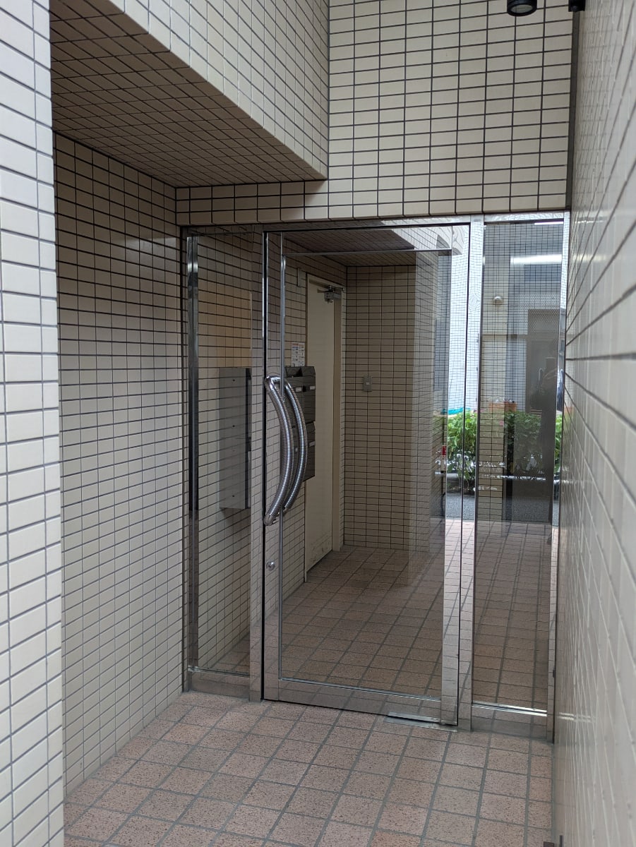 v20251022150707/fresh/building/J00100380570_3