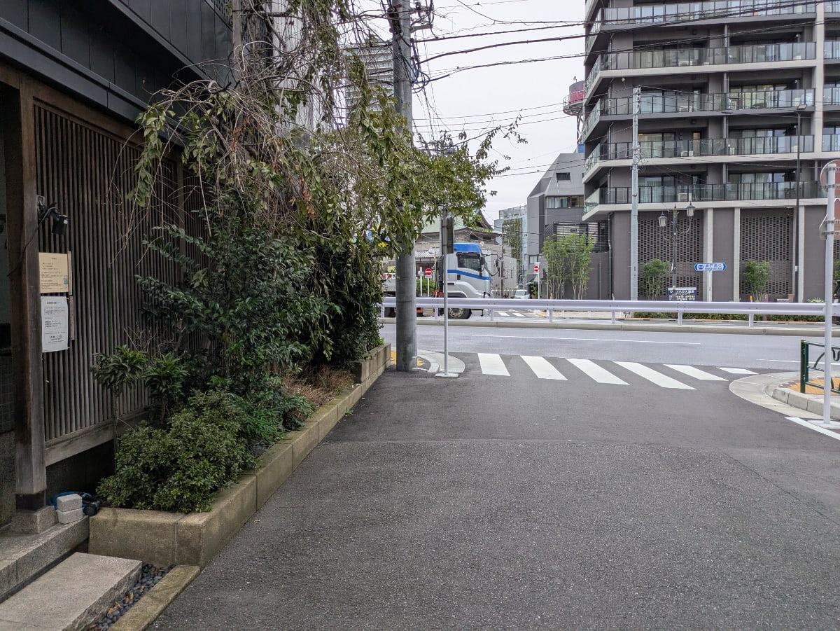 v20251022150707/fresh/building/J00100380602_2