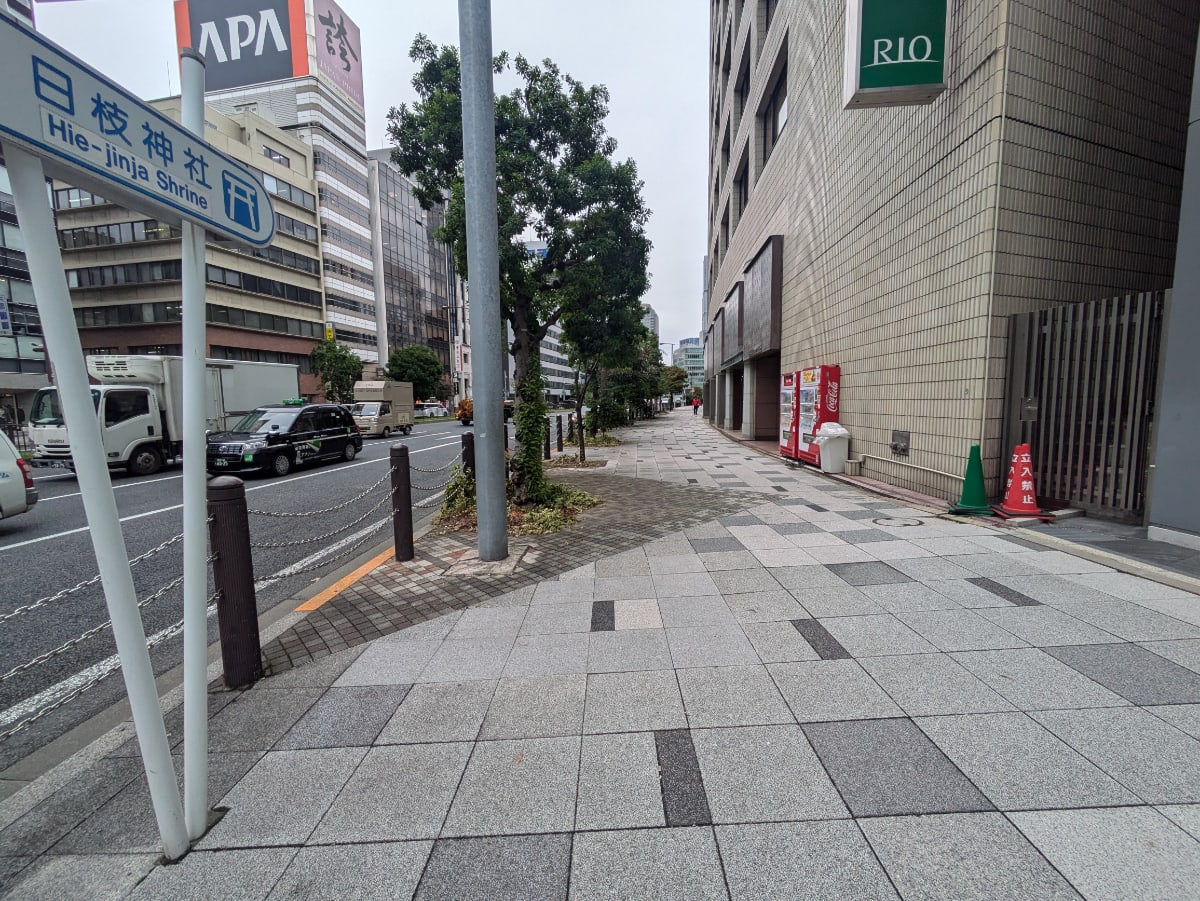 v20251022150707/fresh/building/J00100382298_11