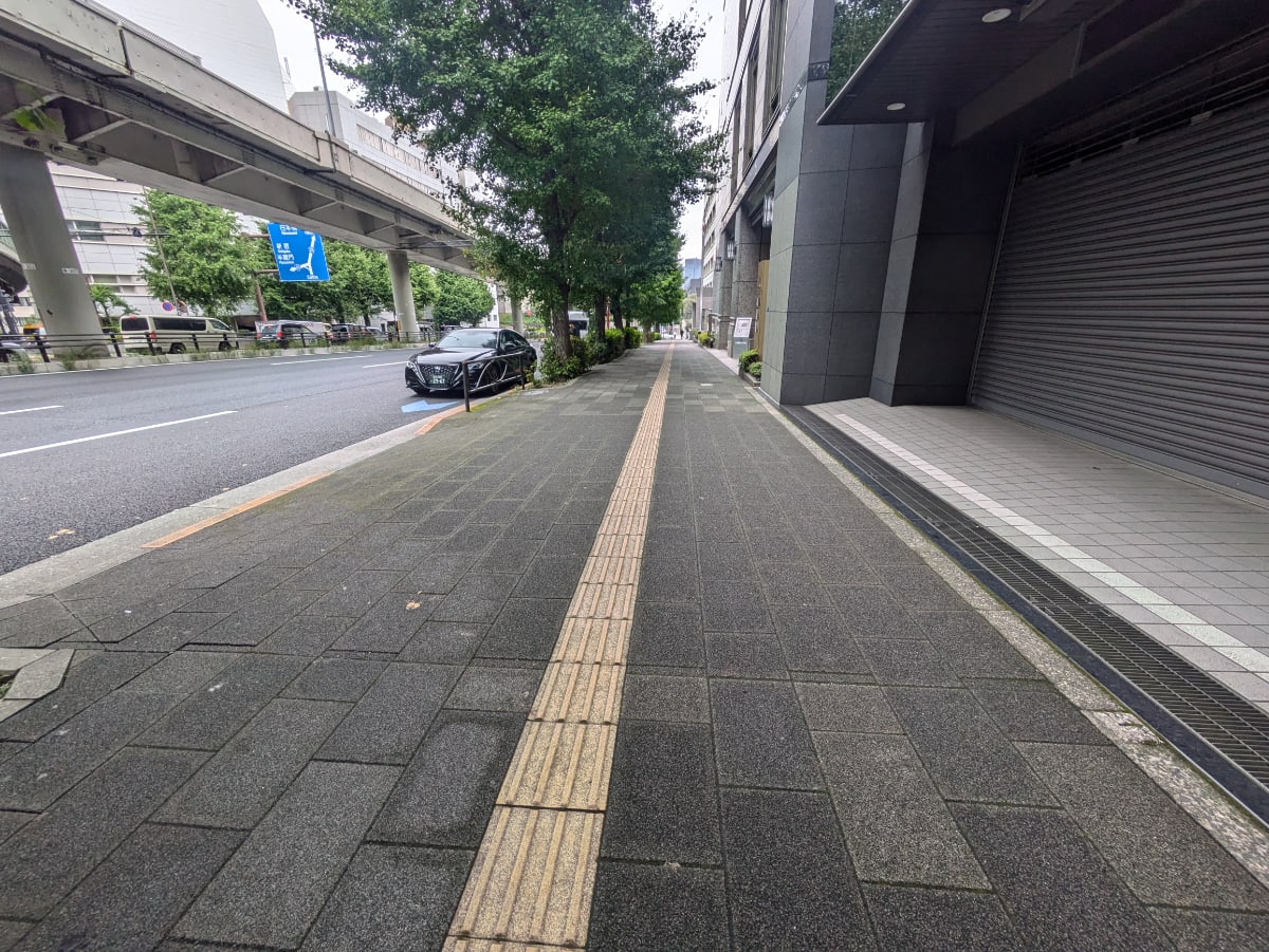 v20251022150707/fresh/building/J00100382302_11