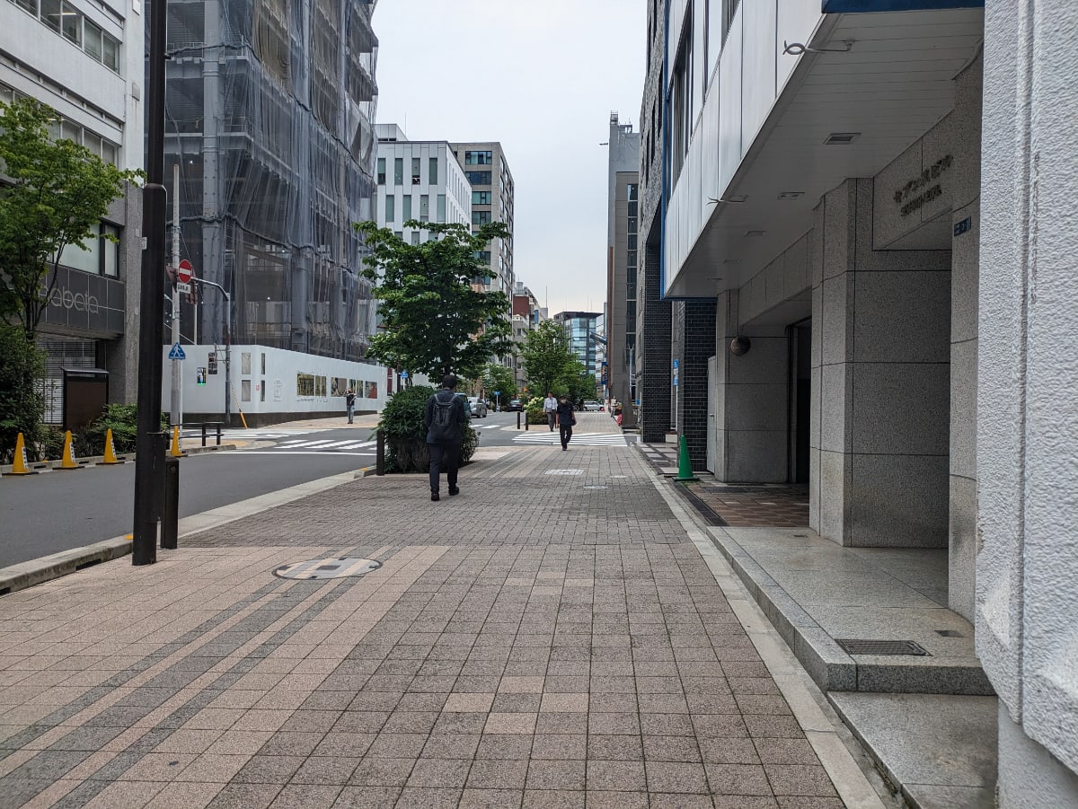 v20251022150707/fresh/building/J00100382709_9