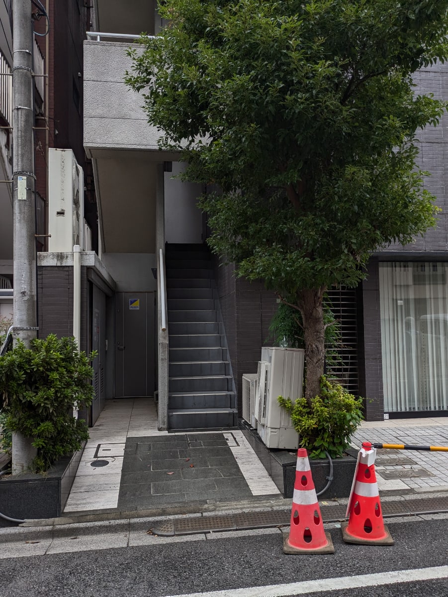 v20251022150707/fresh/building/J00100389751_6