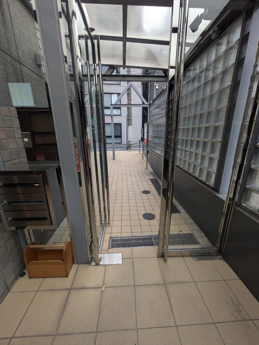 v20251022150707/fresh/building/J00100390789_7