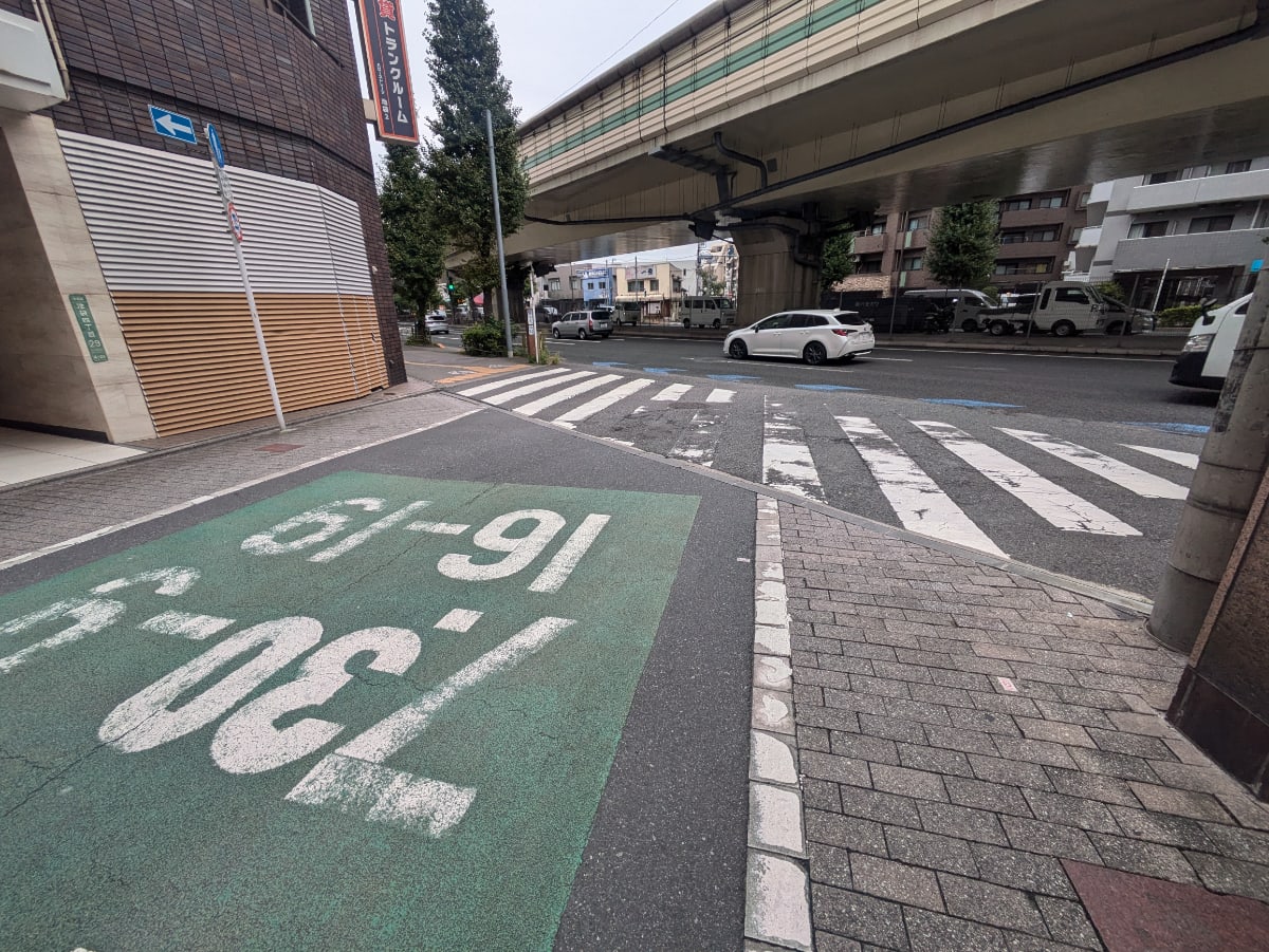 v20251022150707/fresh/building/J00100390906_15