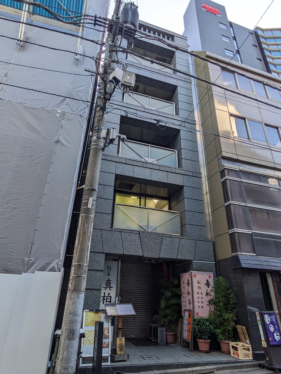 v20251022150707/fresh/building/J00100392569_5