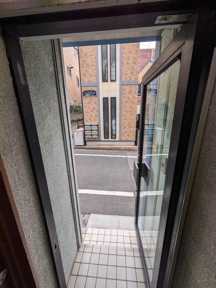 v20251022150707/fresh/building/J00100401537_8