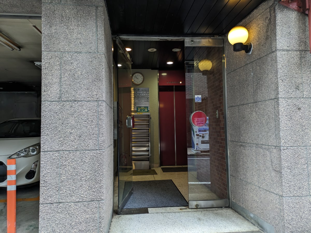 v20251022150707/fresh/building/J00100403216_3