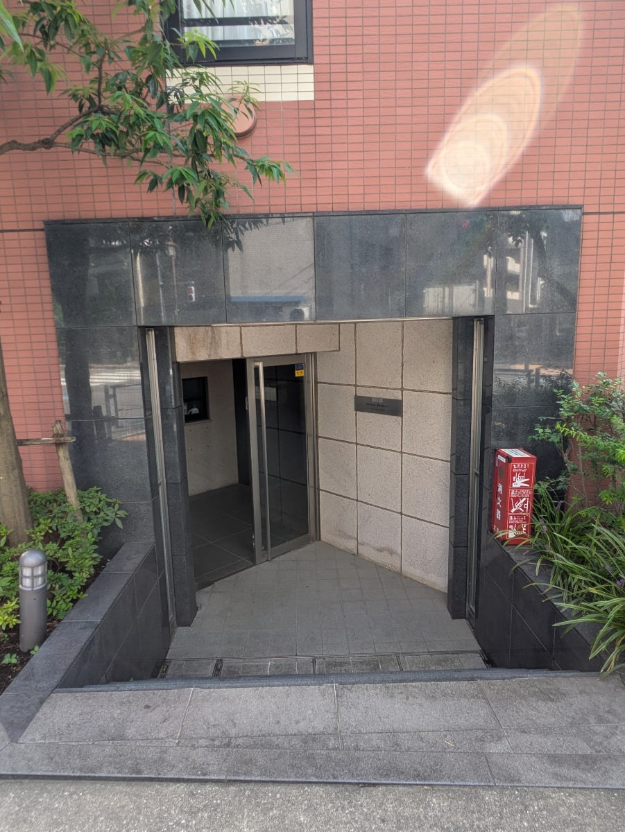 v20251022150707/fresh/building/J00100405107_3