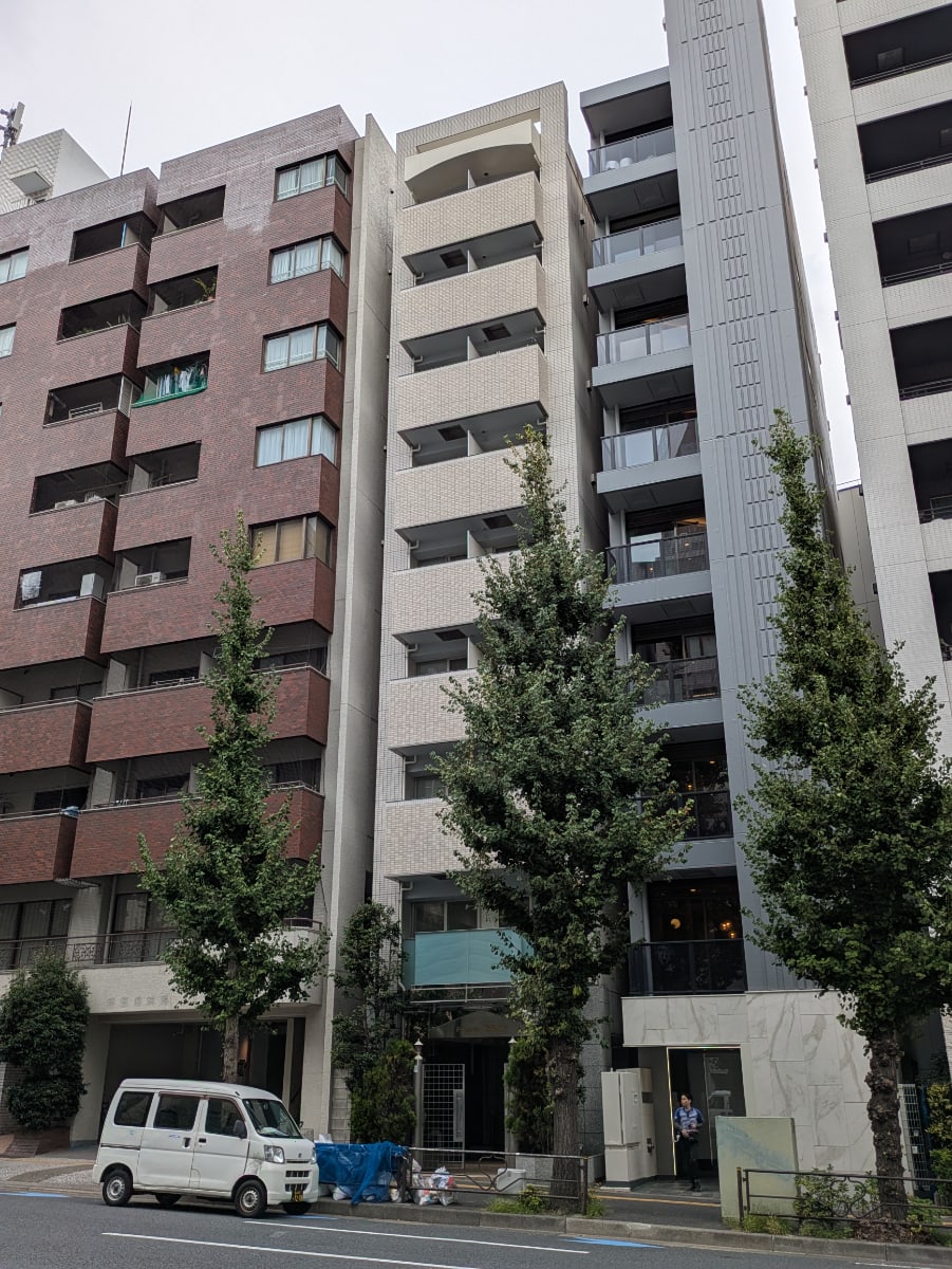 v20251022150707/fresh/building/J00100417205_9