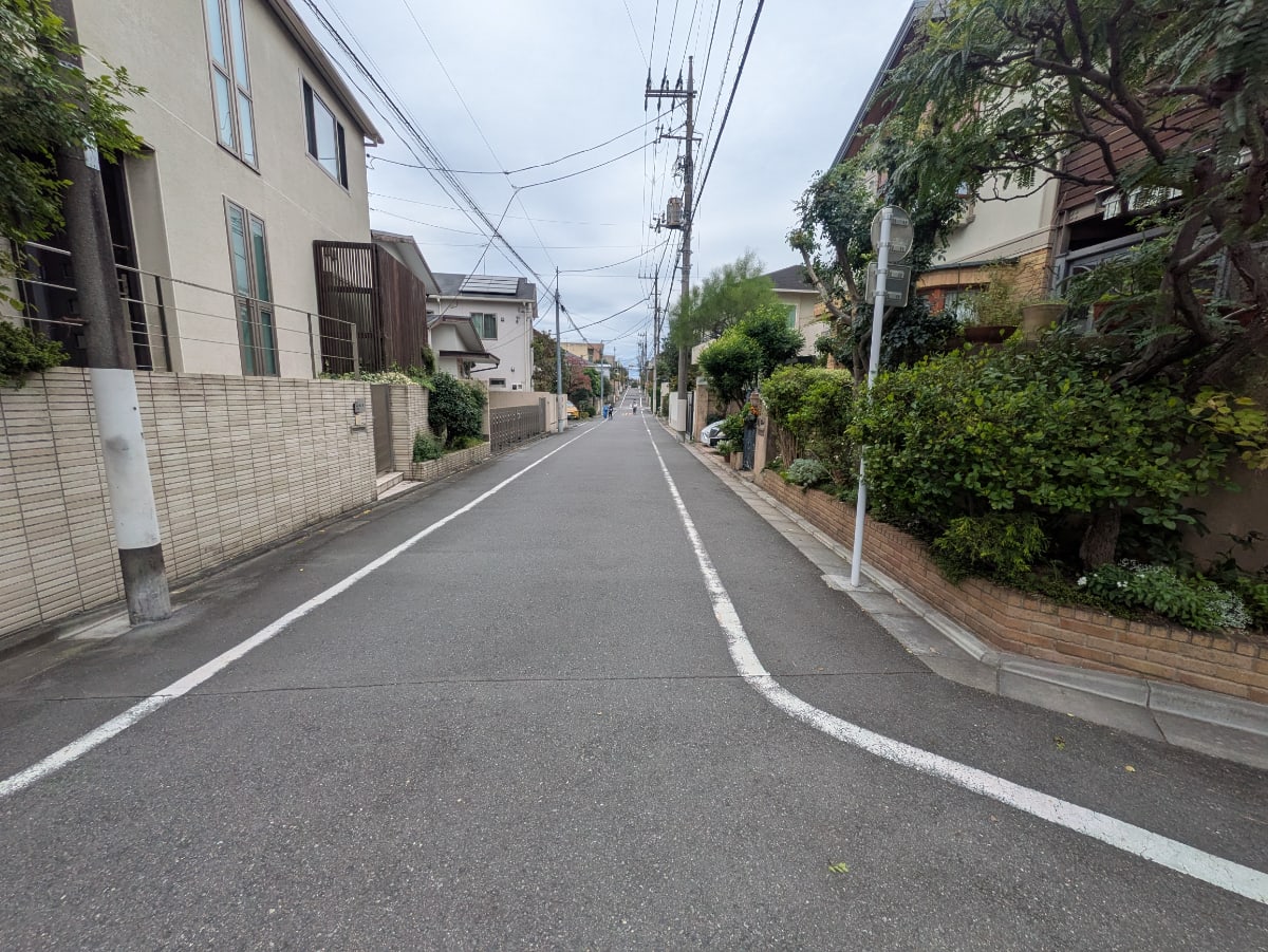 v20251022150707/fresh/building/J00100418006_2