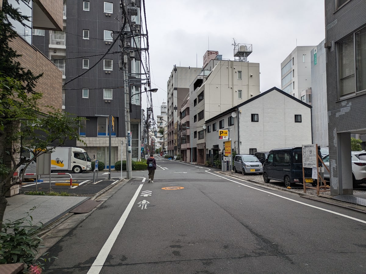 v20251022150707/fresh/building/J00100425337_2