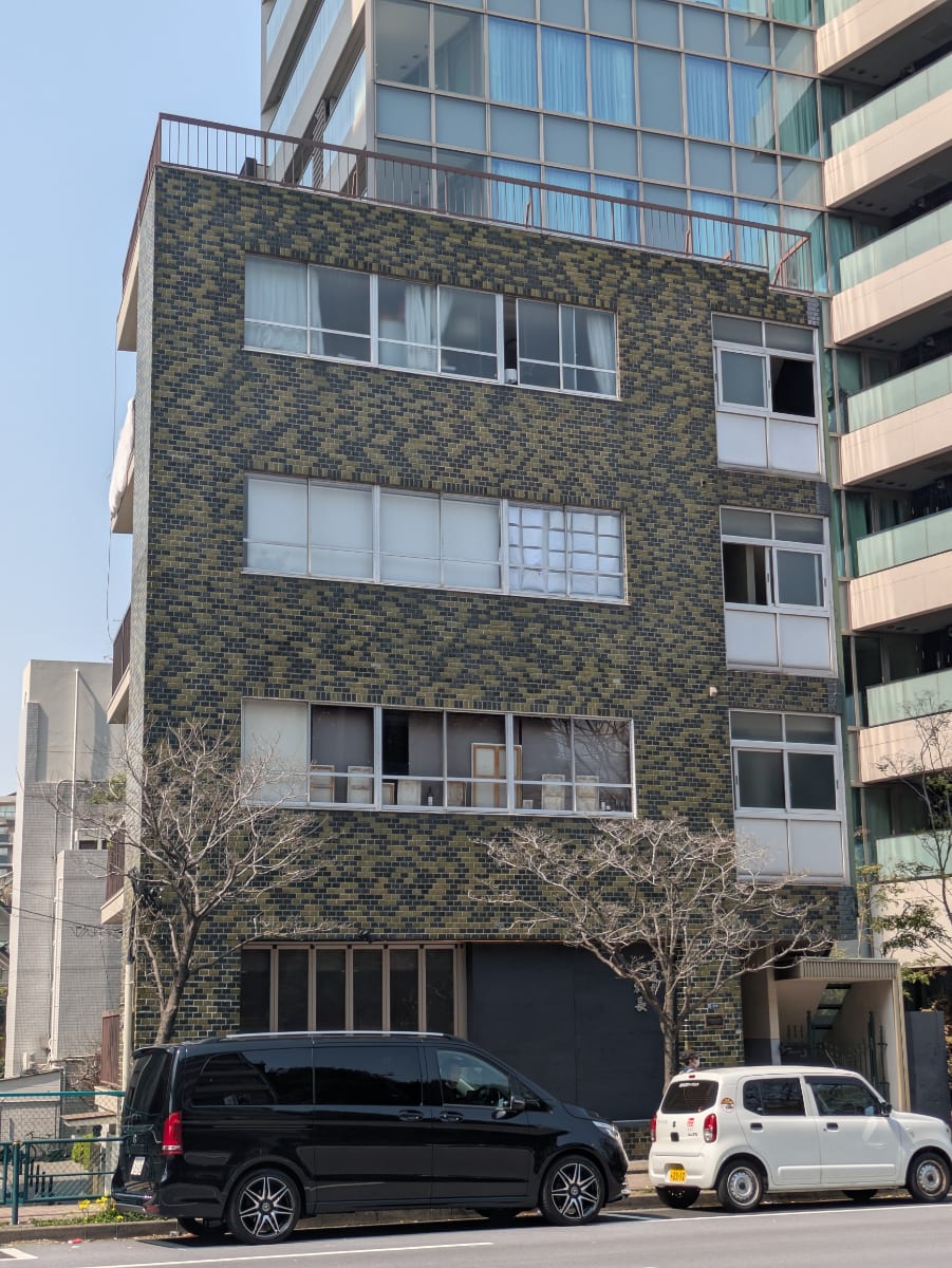 v20251022150707/fresh/building/J00100441759_14