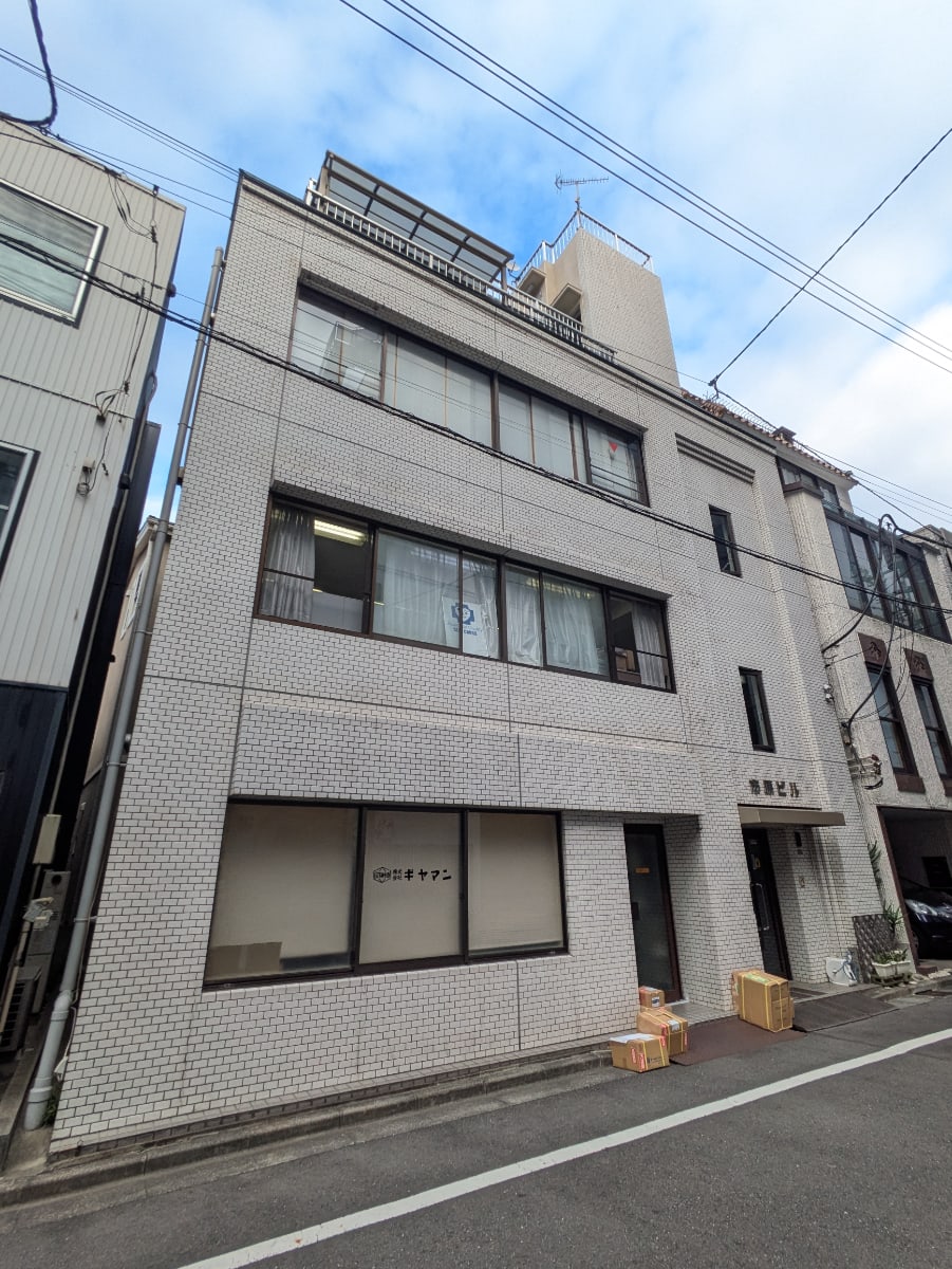 v20251022150707/fresh/building/J00100477201_1