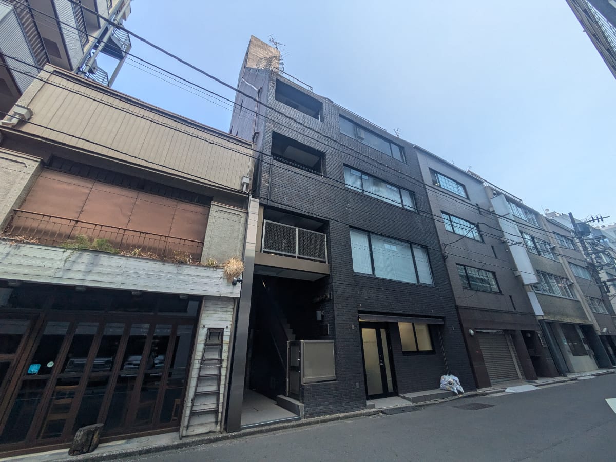 v20251024150704/fresh/building/J00100381756_5