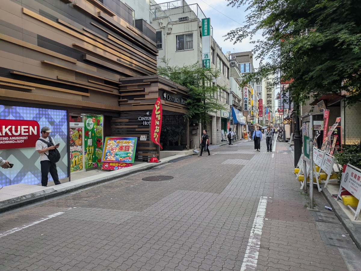 v20251025150703/fresh/building/J00100366097_2