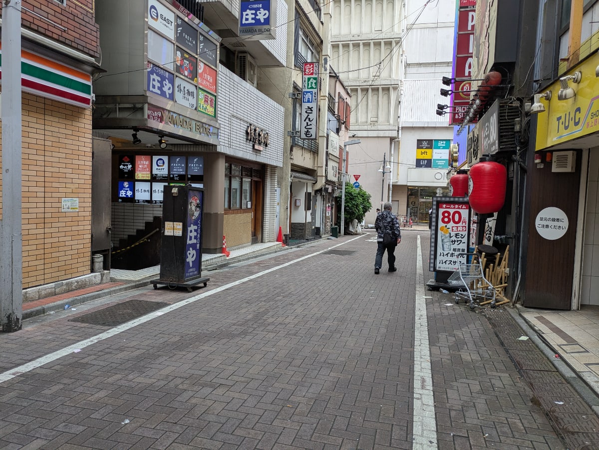 v20251025150703/fresh/building/J00100367279_2