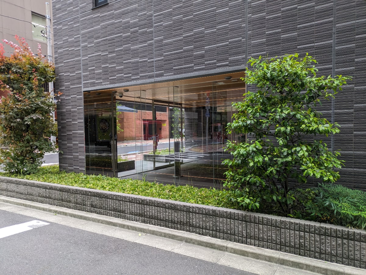 v20251025150703/fresh/building/J00100369584_14