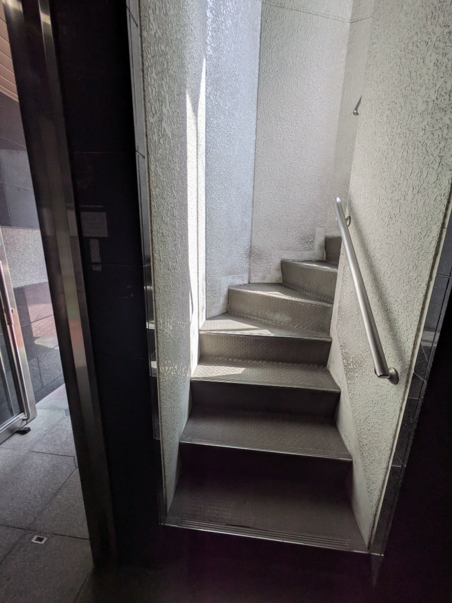 v20251025150703/fresh/building/J00100369676_11