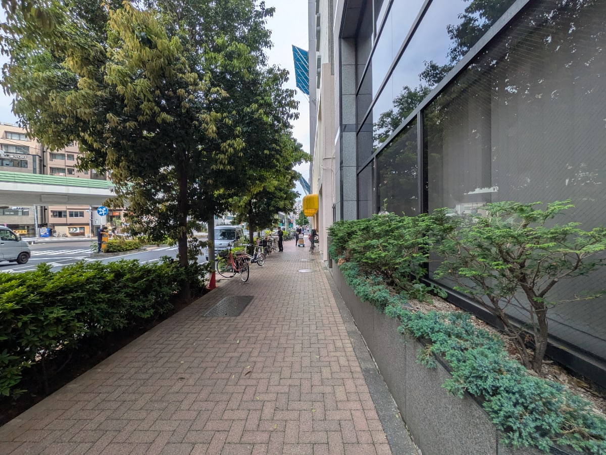 v20251025150703/fresh/building/J00100379980_2