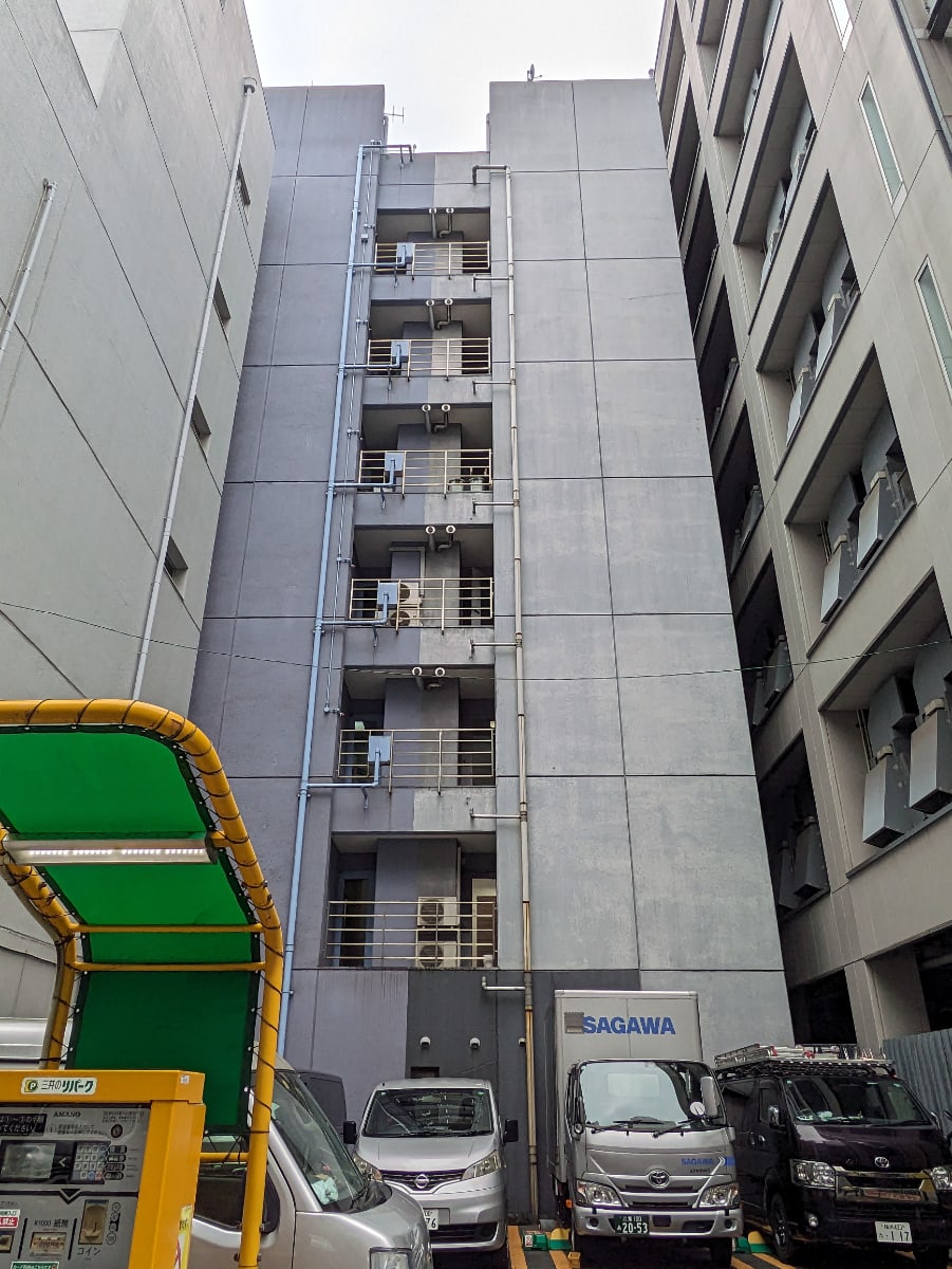 v20251025150703/fresh/building/J00100382531_9