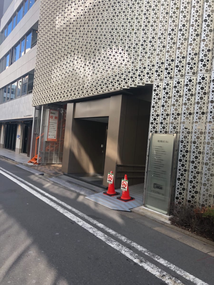 v20251025150703/fresh/building/J00100388751_9