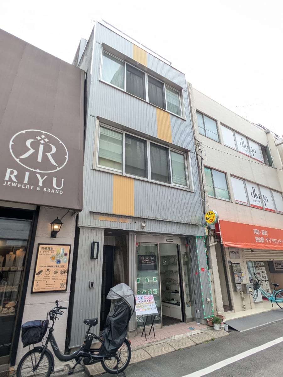 v20251025150703/fresh/building/J00100389129_7