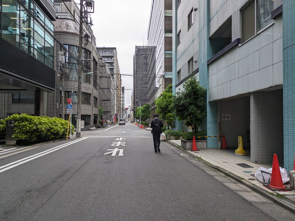 v20251025150703/fresh/building/J00100393343_13