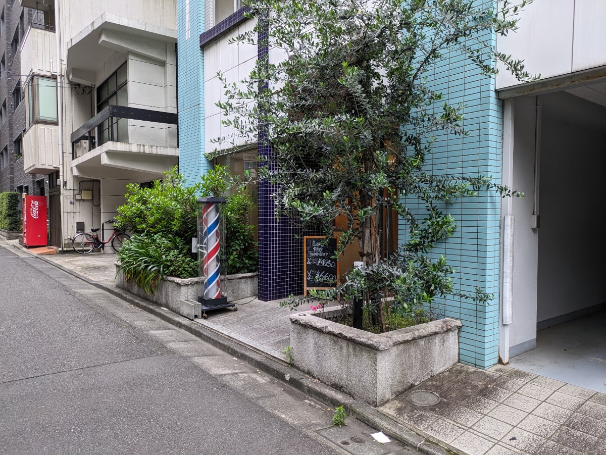 v20251025150703/fresh/building/J00100393343_9