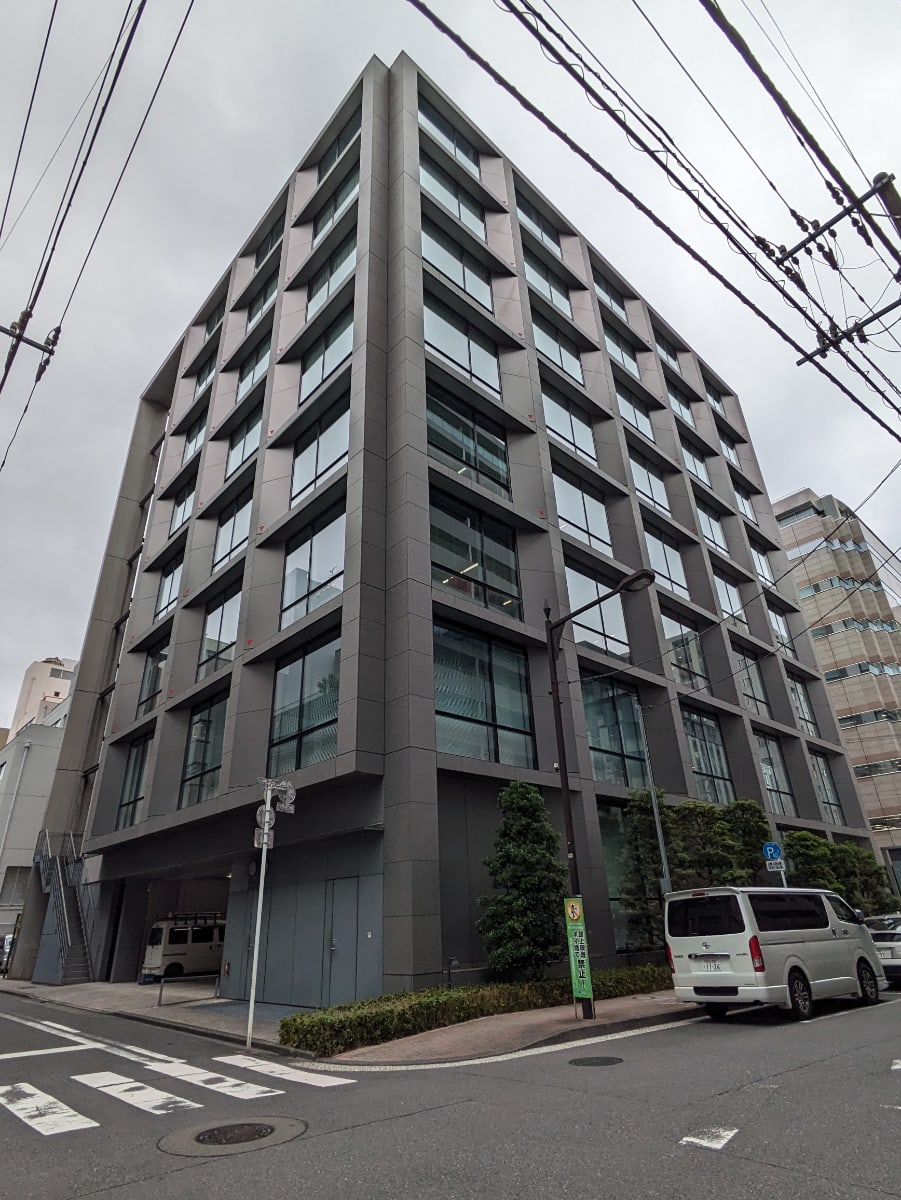 v20251025150703/fresh/building/J00100402996_62
