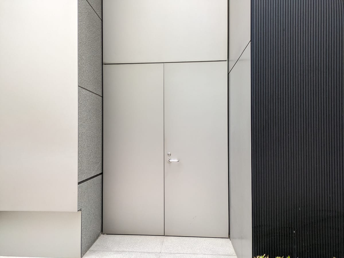 v20251025150703/fresh/building/J00100402996_66