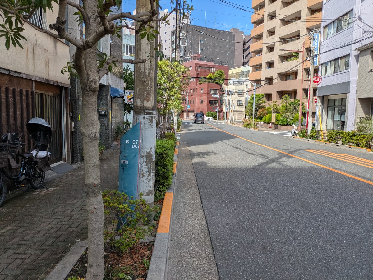 v20251025150703/fresh/building/J00100408931_10