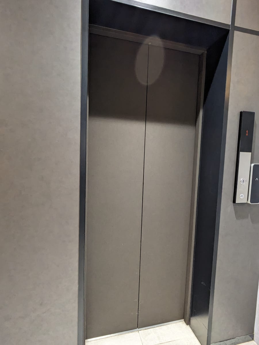 v20251025150703/fresh/building/J00100477790_4
