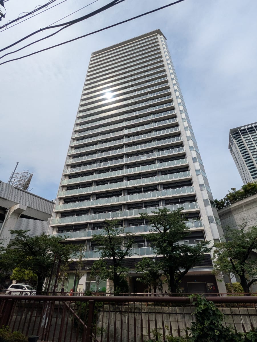 v20251025150703/fresh/building/J00100478403_1
