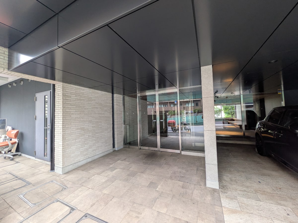 v20251025150703/fresh/building/J00100495894_3