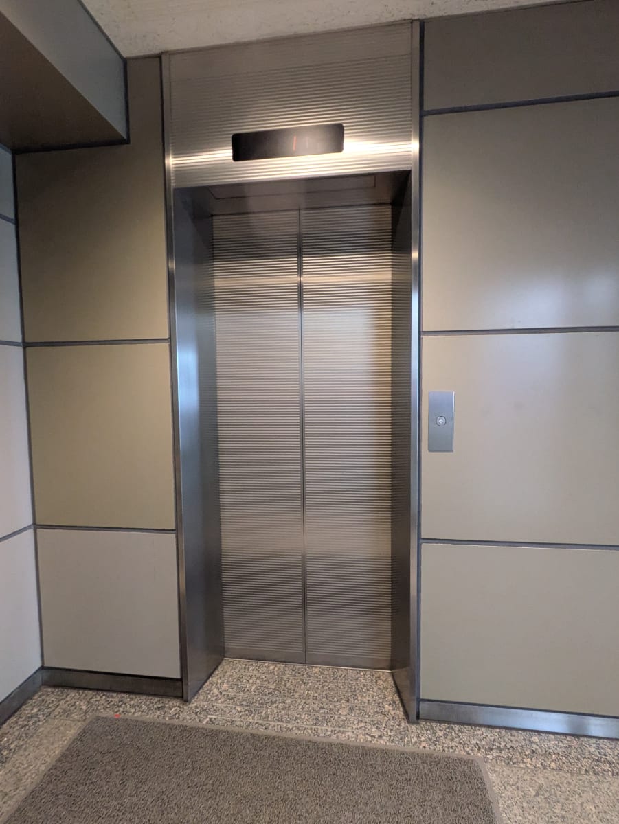 v20251027150705/fresh/building/J00100381043_4