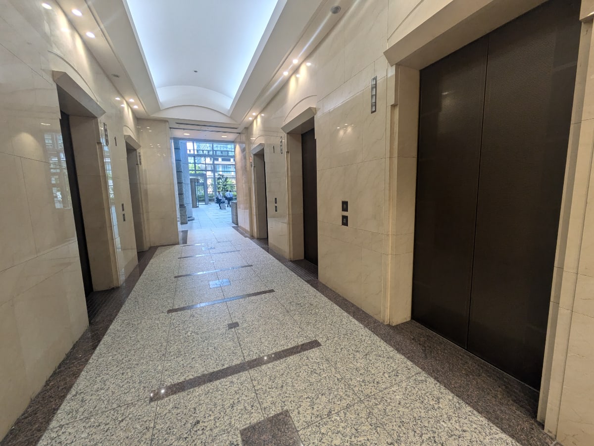 v20251027150705/fresh/building/J00100390690_4
