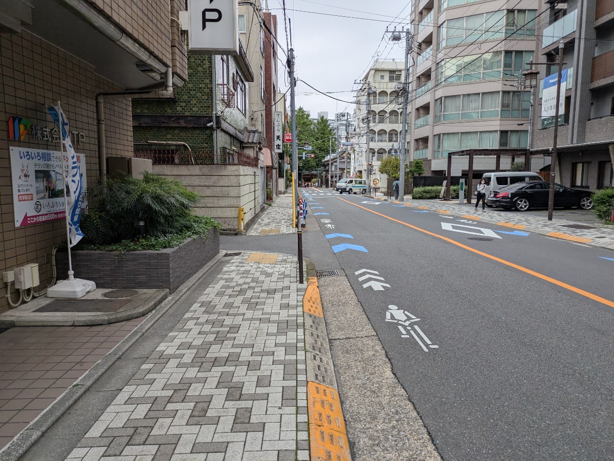 v20251031151008/fresh/building/J00100381229_2