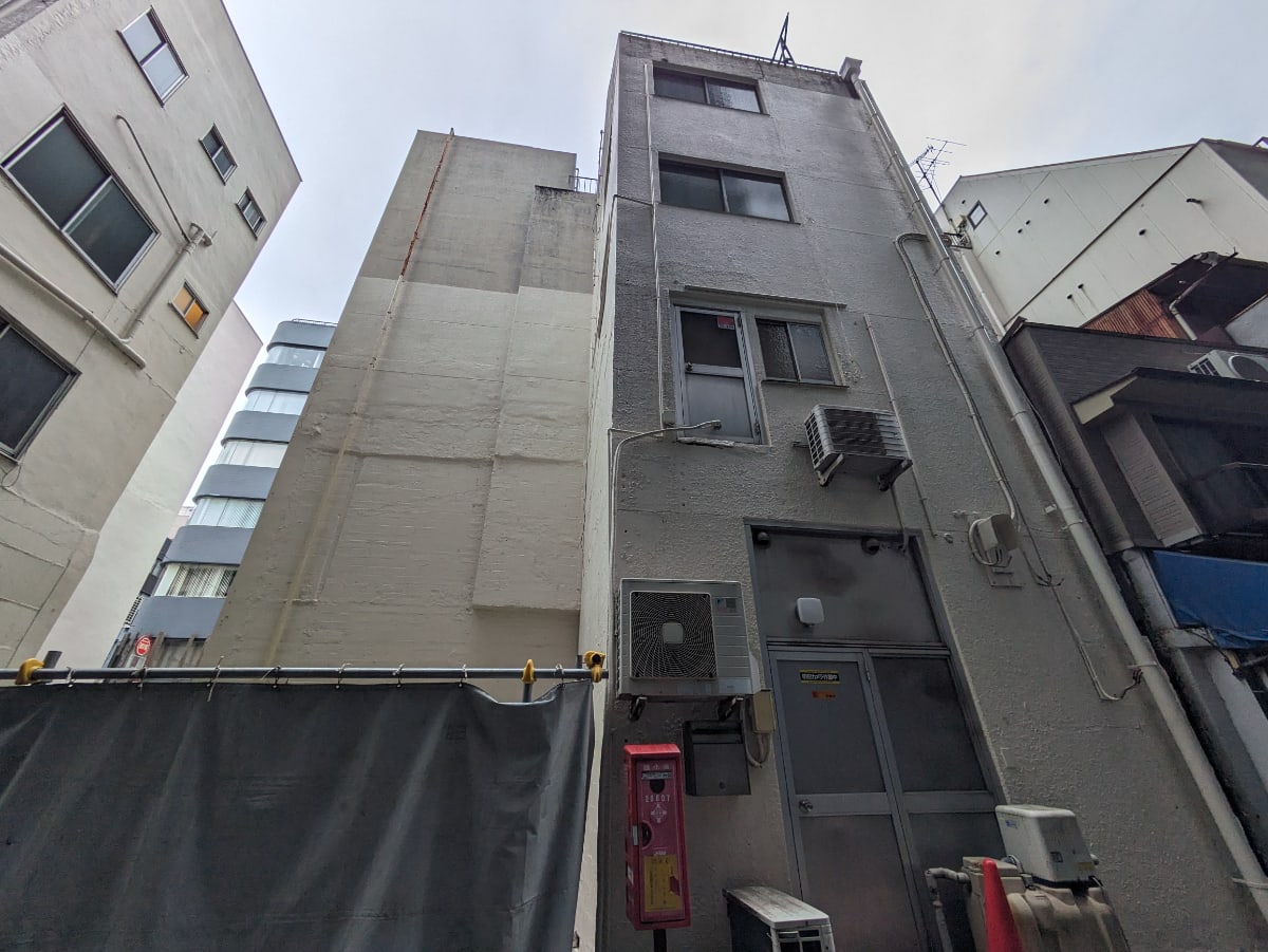 v20251101100342/fresh/building/J00100373234_10