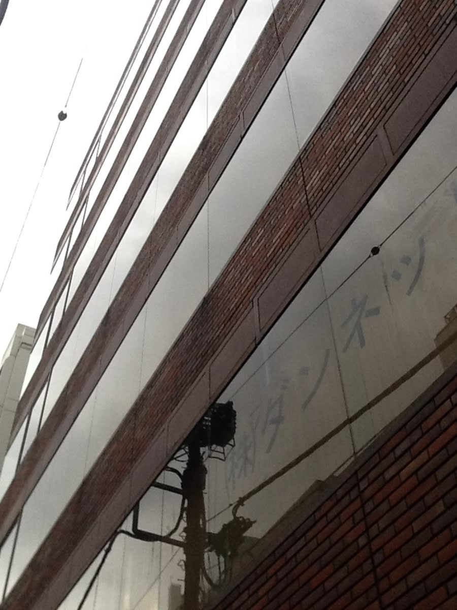 v20251101100342/fresh/building/J00100374222_9