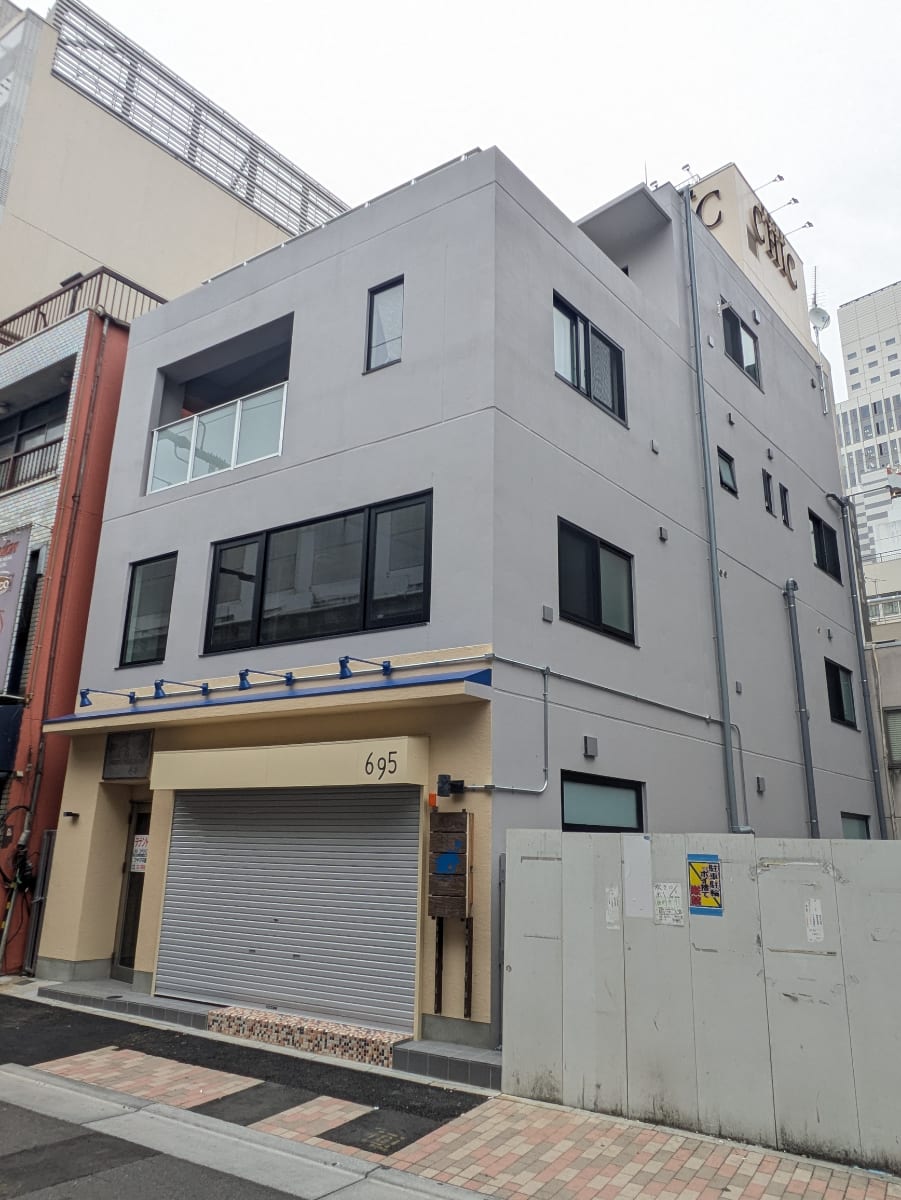 v20251101100342/fresh/building/J00100611279_13