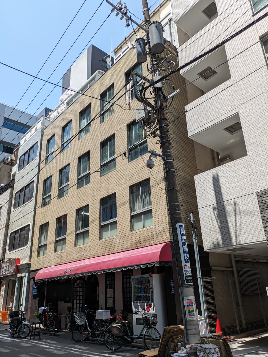 v20251106150802/fresh/building/J00100357274_5