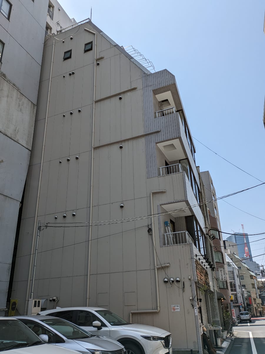 v20251106150802/fresh/building/J00100374770_12
