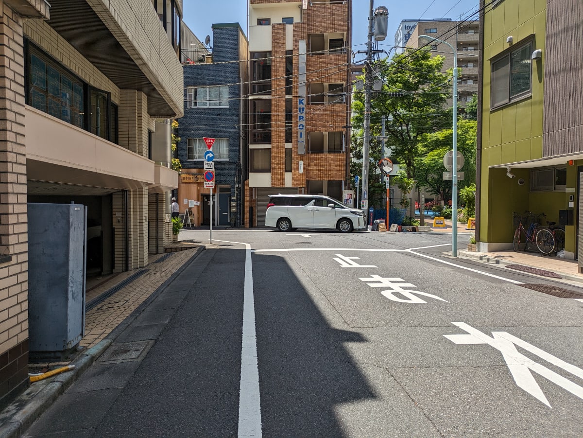 v20251106150802/fresh/building/J00100376591_17
