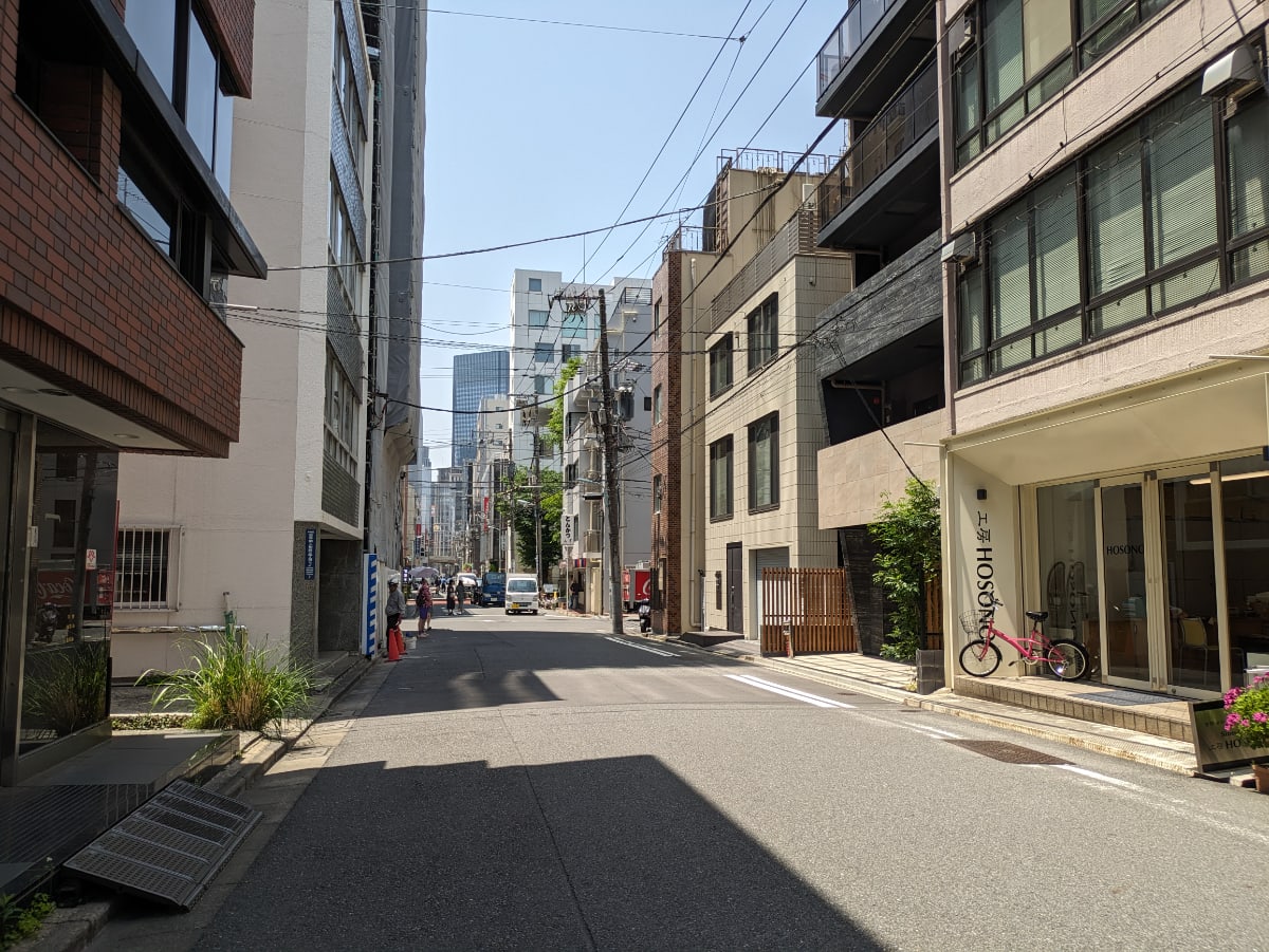 v20251106150802/fresh/building/J00100380594_16