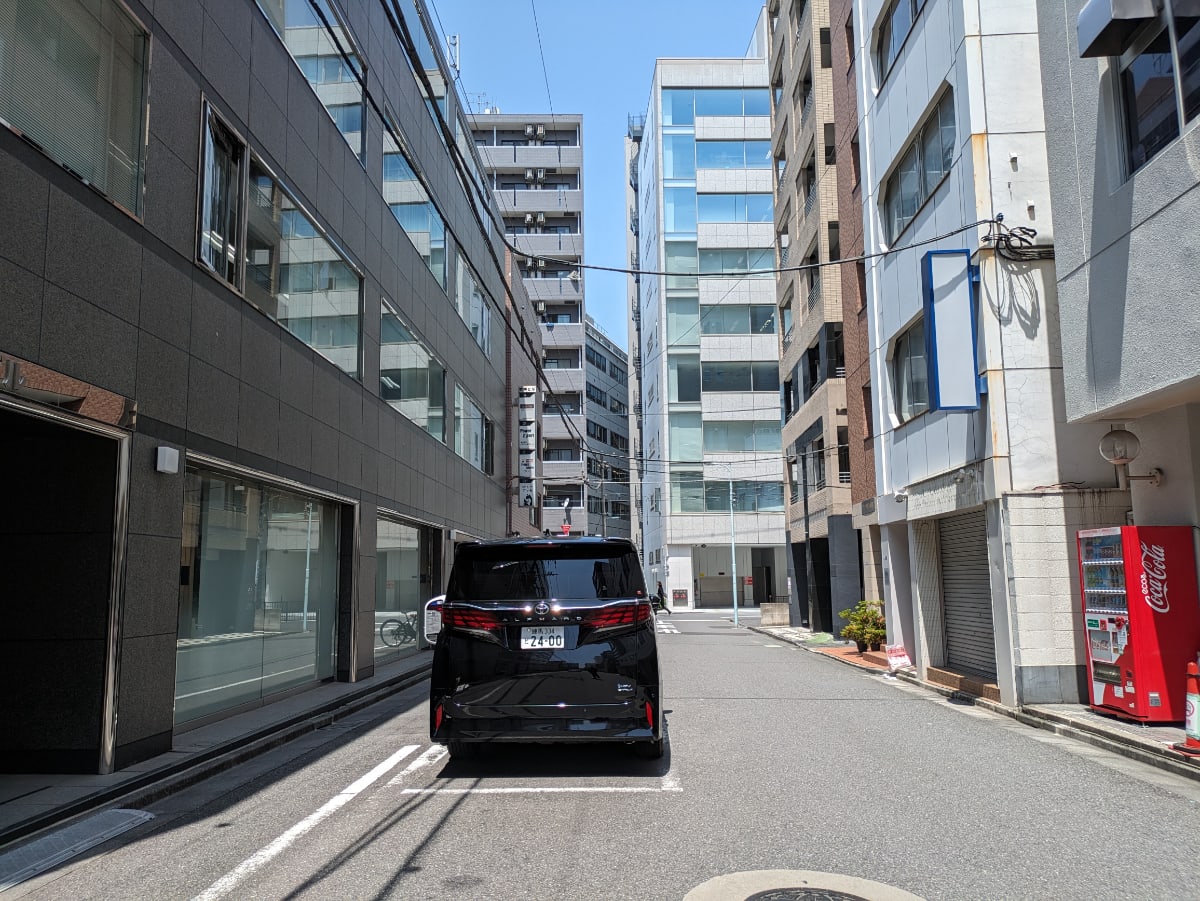 v20251106150802/fresh/building/J00100390239_12