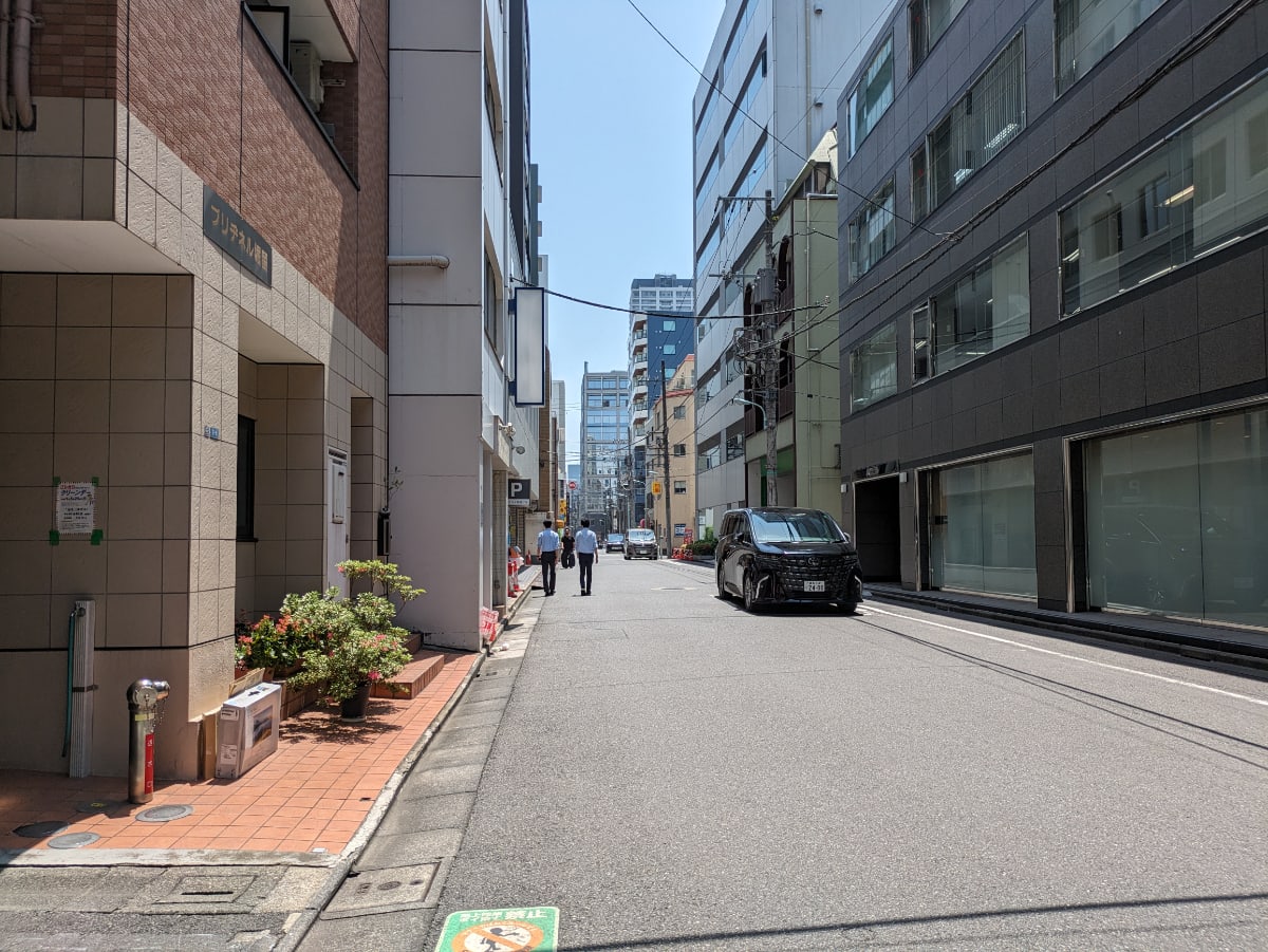 v20251106150802/fresh/building/J00100390239_2