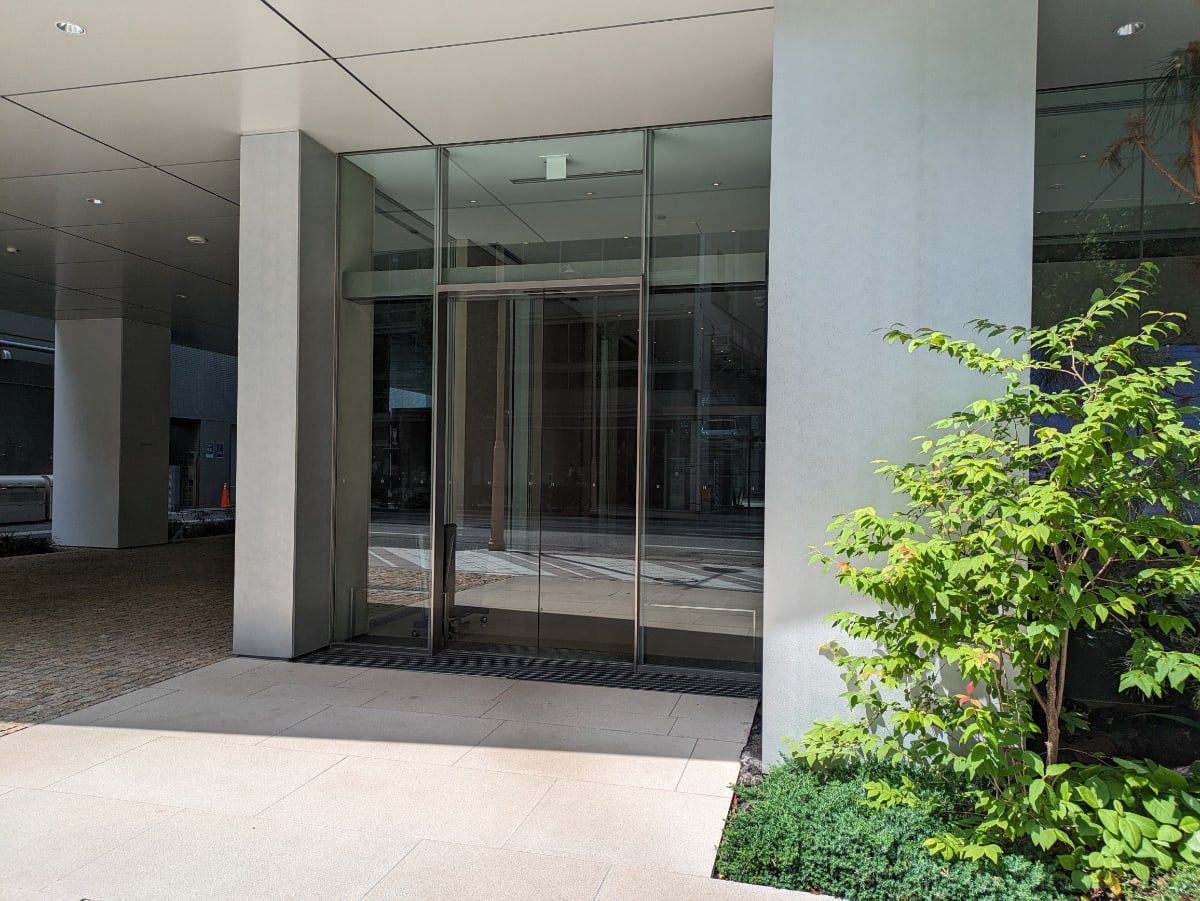 v20251106150802/fresh/building/J00100479972_3