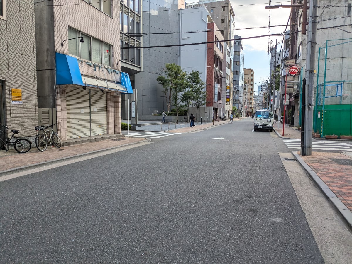 v20251114150803/fresh/building/J00100360443_11
